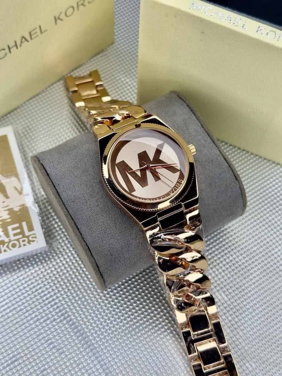 Inspired by MICHAEL KORS Stainless Steel fashionable Men's Or Ladis watches 501
